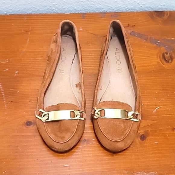 ALDO SUECE WOMEN'S FLAT LOAFERS WITH GOLD DETAILS AROUND THE SHOES IN BROWN SZ 7 - Picture 2 of 14